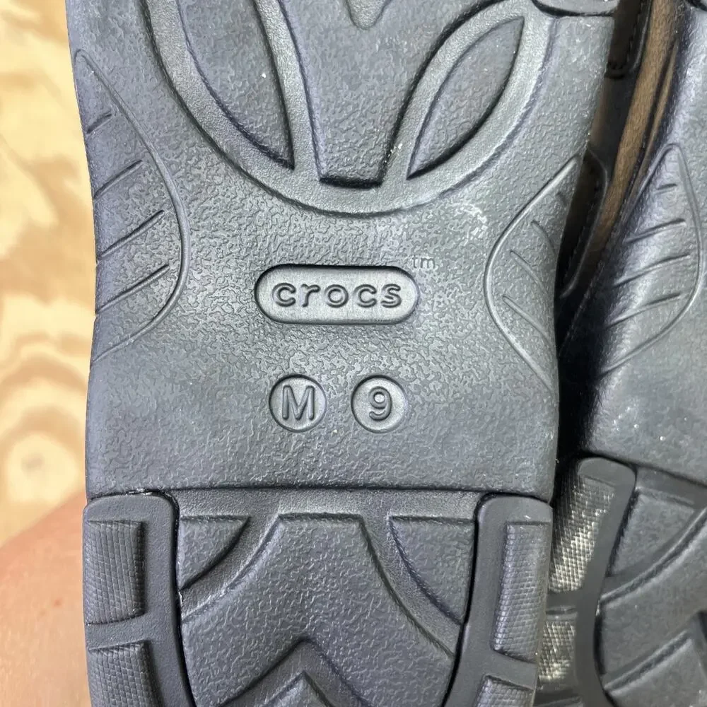 Crocs Yukon Fisherman Sandals 209875 Black Outdoor Water Mens Size 9